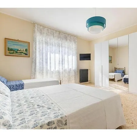 Elegant Nunzia Villa