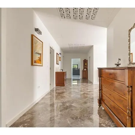 Villa Elegant Nunzia *